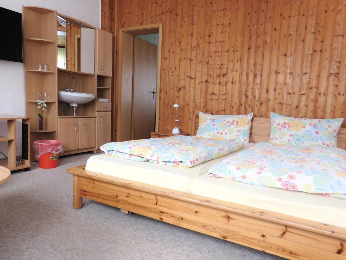 Hotel Pension Am Kurmittelhaus Bad Grund Dış mekan fotoğraf